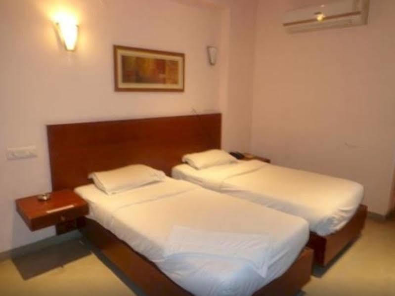Halcyon Suites Hyderabad Exterior photo